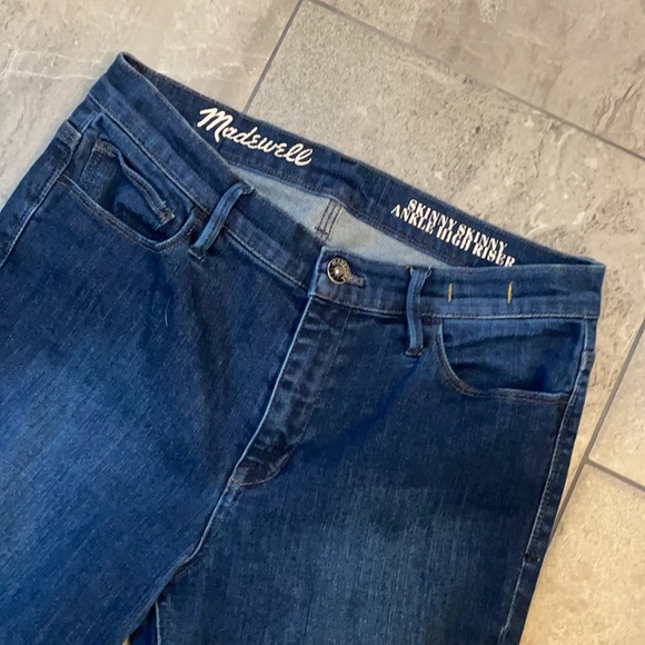 Madewell Skinny Skinny Ankle High Riser Jeans - Picture 4 of 12